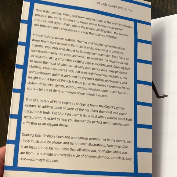 Paris Street Style - A guide to effortless chic by Isabelle Thomas & Frederique - Picture 4 of 5